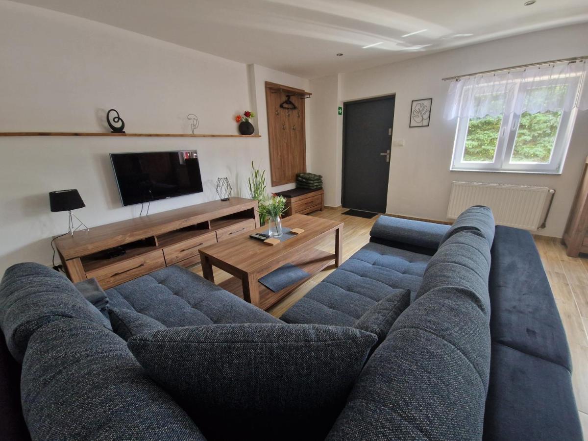 Restaurace U Mateje B&B Nove Mesto pod Smrkem Kültér fotó